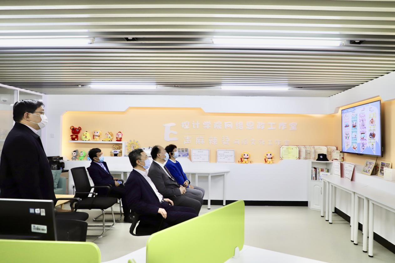 16487bee65c6412e97fd91095d984283.jpg 16487bee65c6412e97fd91095d984283.jpg